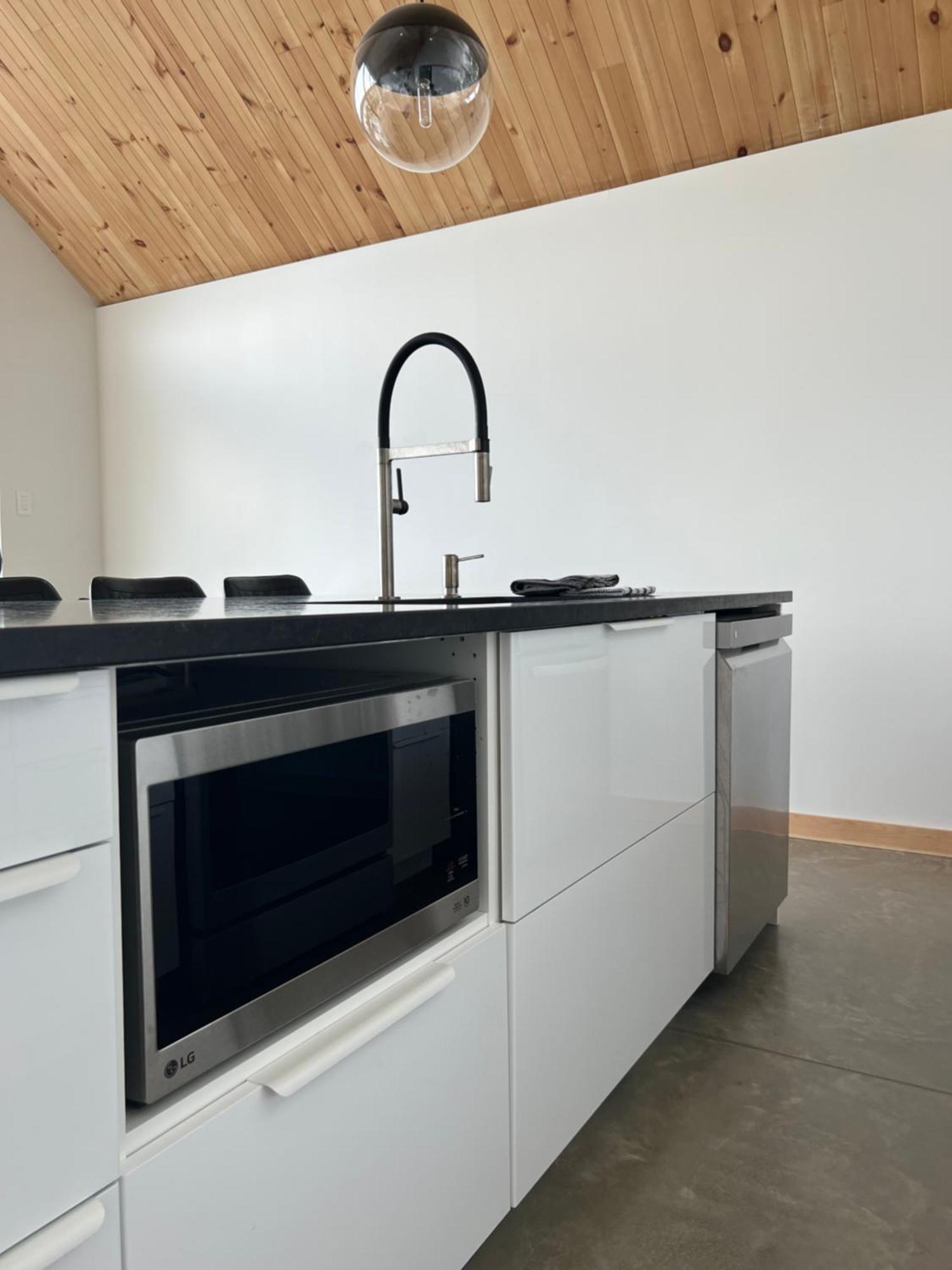 Magical Loft : Breathtaking View & Cozy Fireplace Chicoutimi Extérieur photo